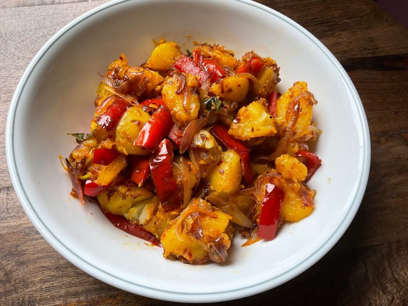 Deviled Potato with Bell Pepper (Spicy)